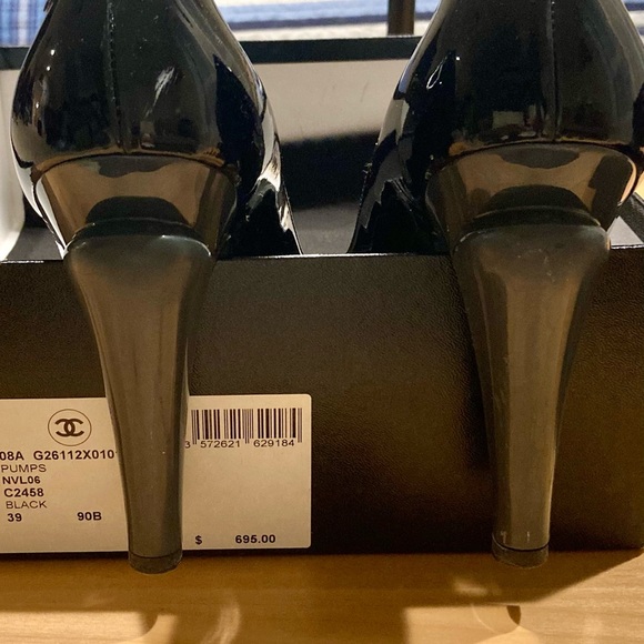 Chanel heels - Picture 10 of 16